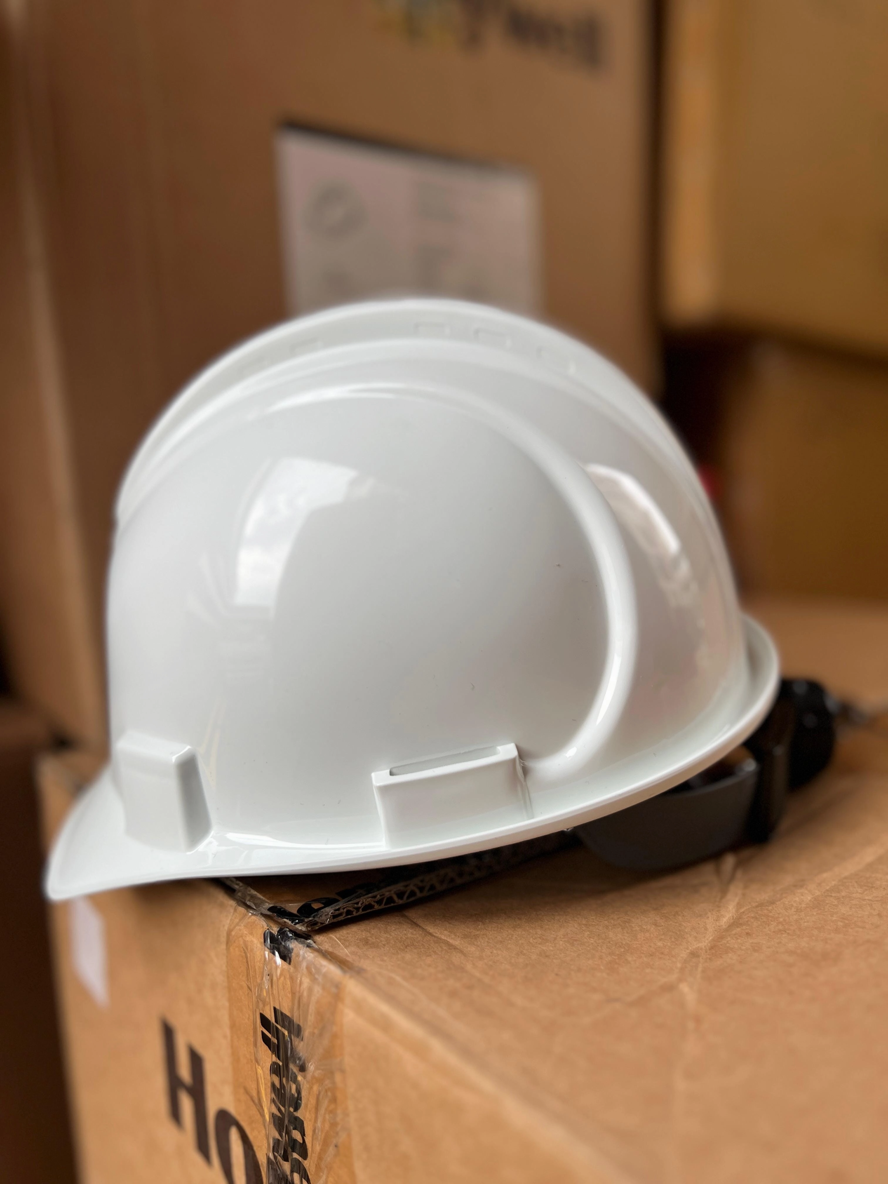Honeywell North White Safety Helmet With Chin Strap (NSB10001) | Model : HELMET-H-WH
